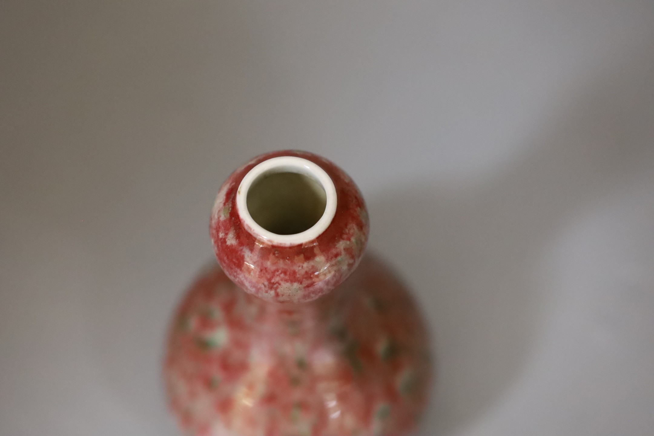 A Chinese flambé garlic neck vase, 16 cms high